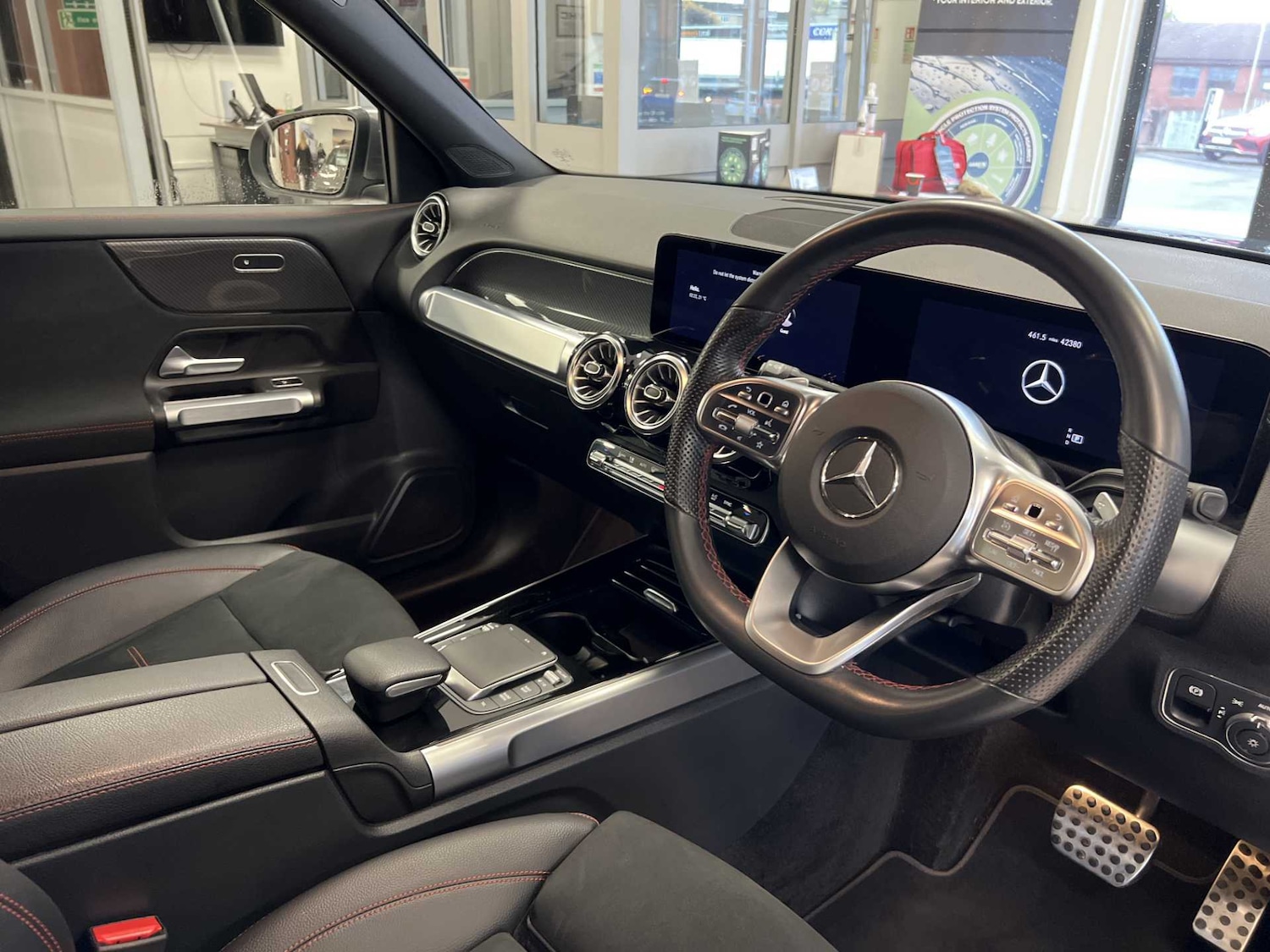 Used Mercedes-Benz GLB 2023 for sale - 76125722: Photo 12