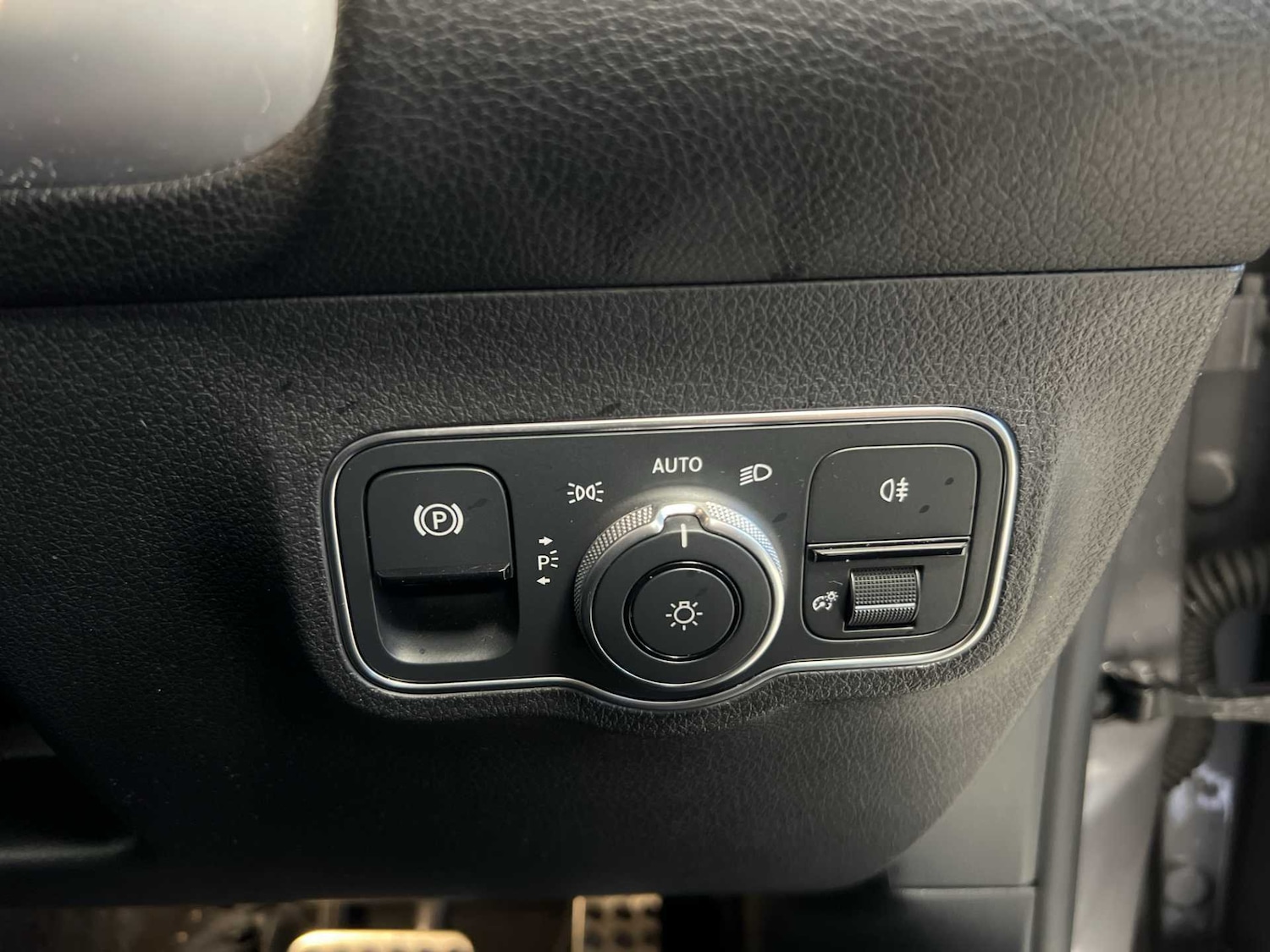Used Mercedes-Benz GLB 2023 for sale - 76125722: Photo 16