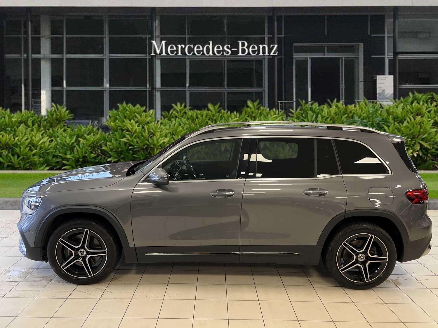 Used Mercedes-Benz GLB 2023 for sale - 76125722: Photo 5