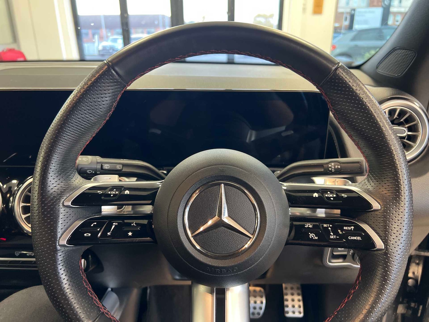 Used Mercedes-Benz GLB 2024 for sale - 76501814: Photo 16