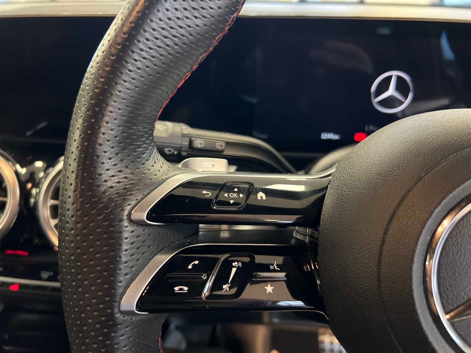 Used Mercedes-Benz GLB 2024 for sale - 76501814: Photo 19