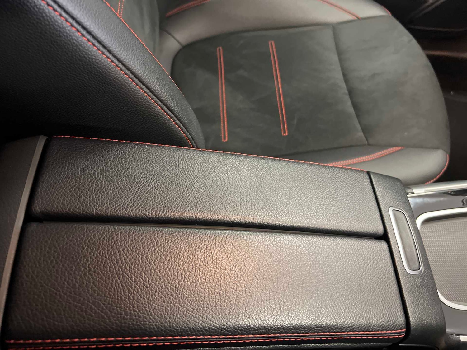 Used Mercedes-Benz GLB 2024 for sale - 76501814: Photo 32