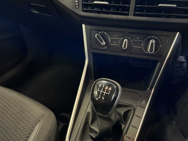 Used Volkswagen Polo 2022 for sale - 76045280: Photo 20
