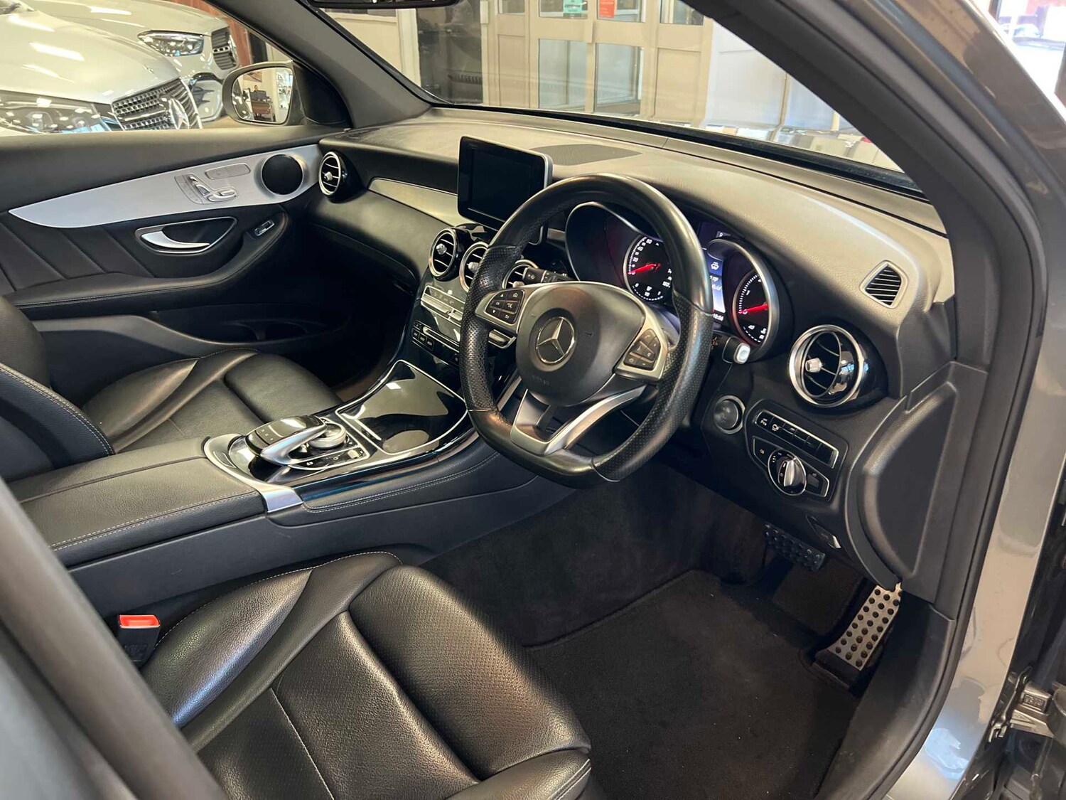 Used Mercedes-Benz GLC 2016 for sale - 77601335: Photo 13