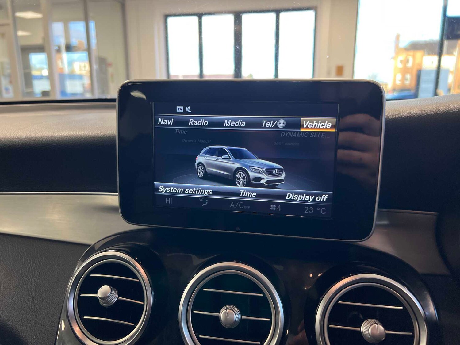 Used Mercedes-Benz GLC 2016 for sale - 77601335: Photo 24