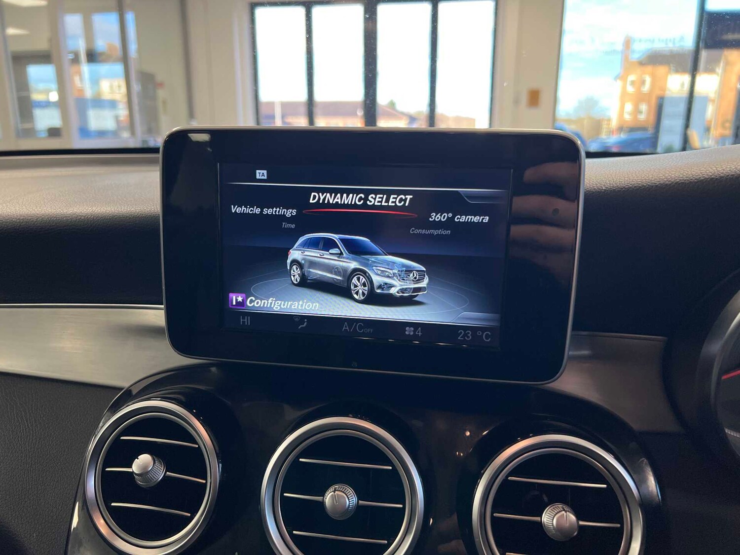 Used Mercedes-Benz GLC 2016 for sale - 77601335: Photo 29