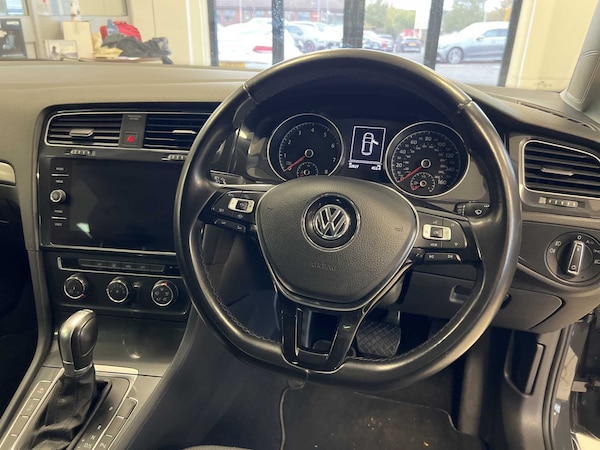 Used Volkswagen Golf 2019 for sale - 76218452: Photo 13