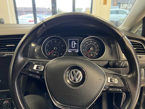 Used Volkswagen Golf 2019 for sale - 76218452: Photo 15