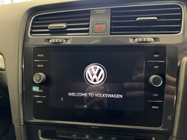 Used Volkswagen Golf 2019 for sale - 76218452: Photo 19