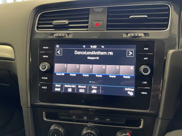 Used Volkswagen Golf 2019 for sale - 76218452: Photo 21
