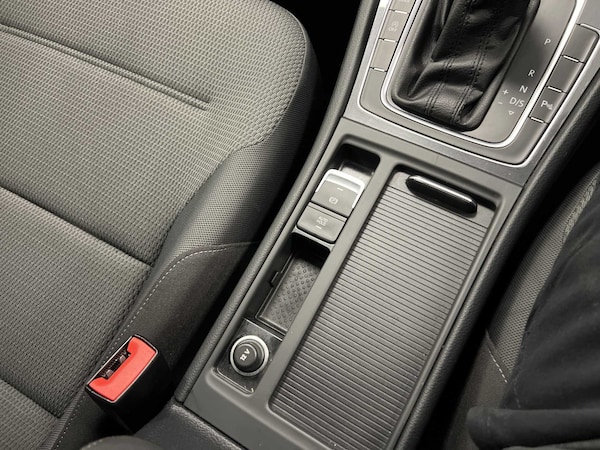Used Volkswagen Golf 2019 for sale - 76218452: Photo 26