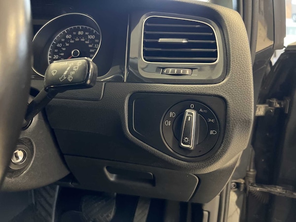 Used Volkswagen Golf 2019 for sale - 76218452: Photo 30