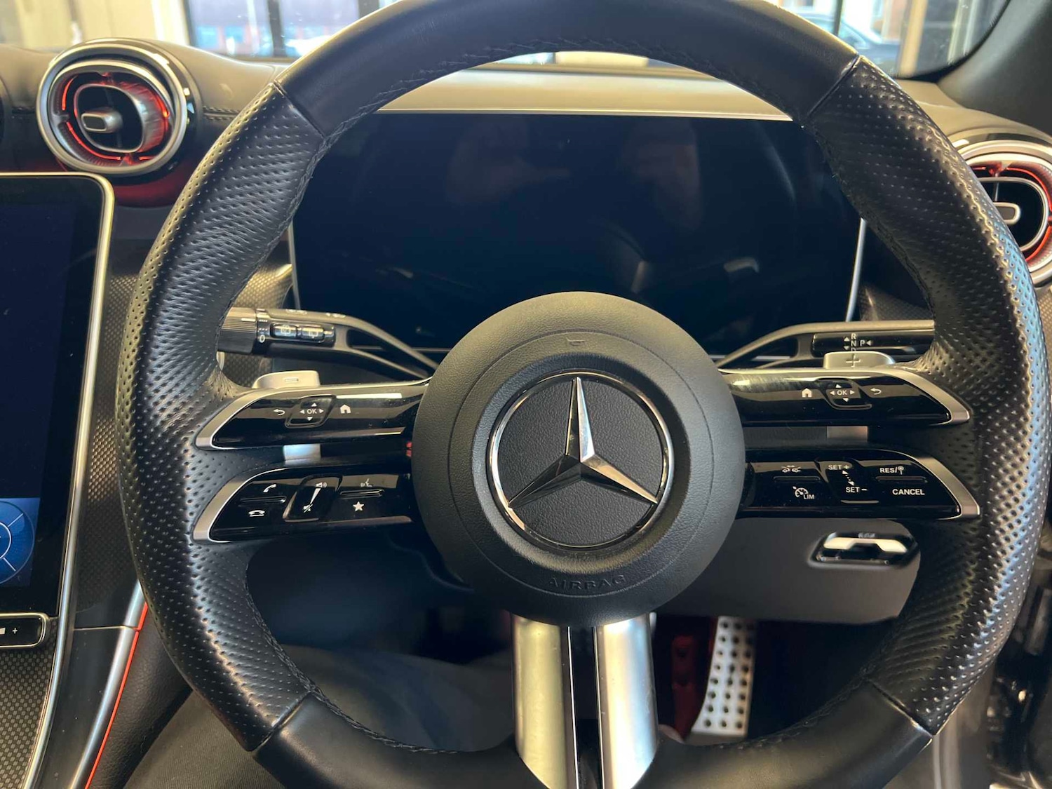 Used Mercedes-Benz GLC 2024 for sale - 76967729: Photo 16