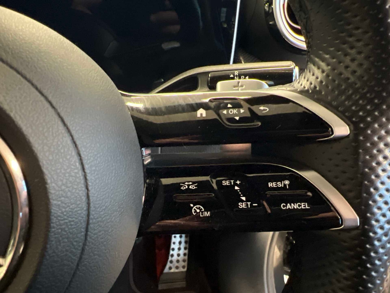 Used Mercedes-Benz GLC 2024 for sale - 76967729: Photo 18