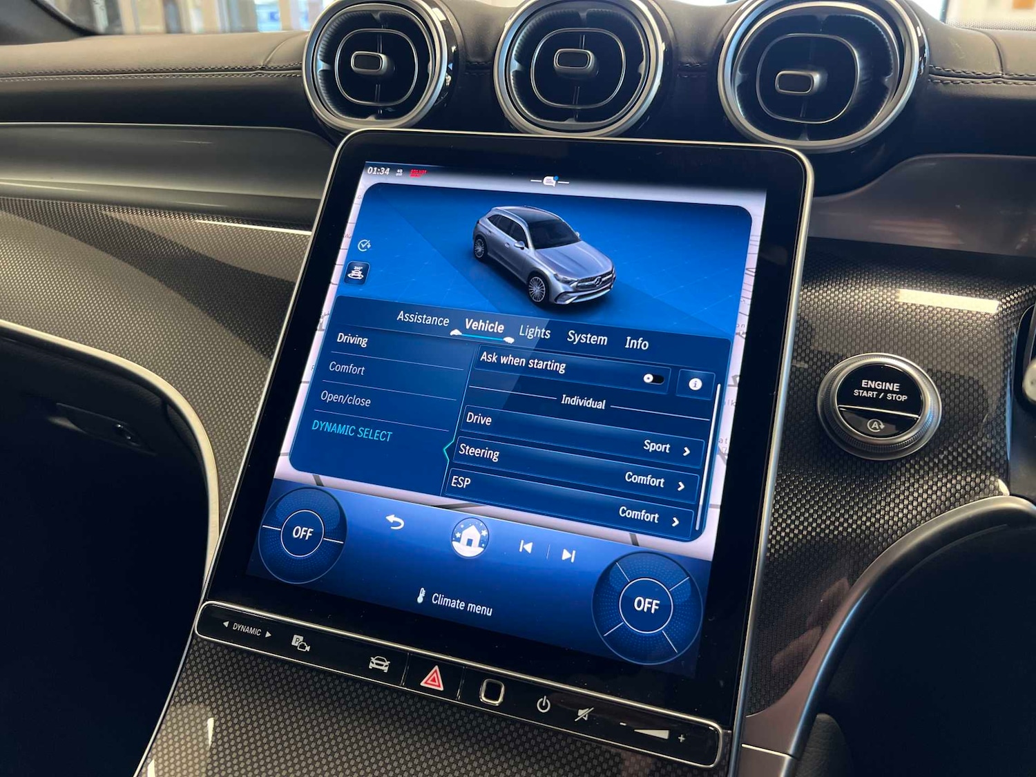 Used Mercedes-Benz GLC 2024 for sale - 76967729: Photo 30