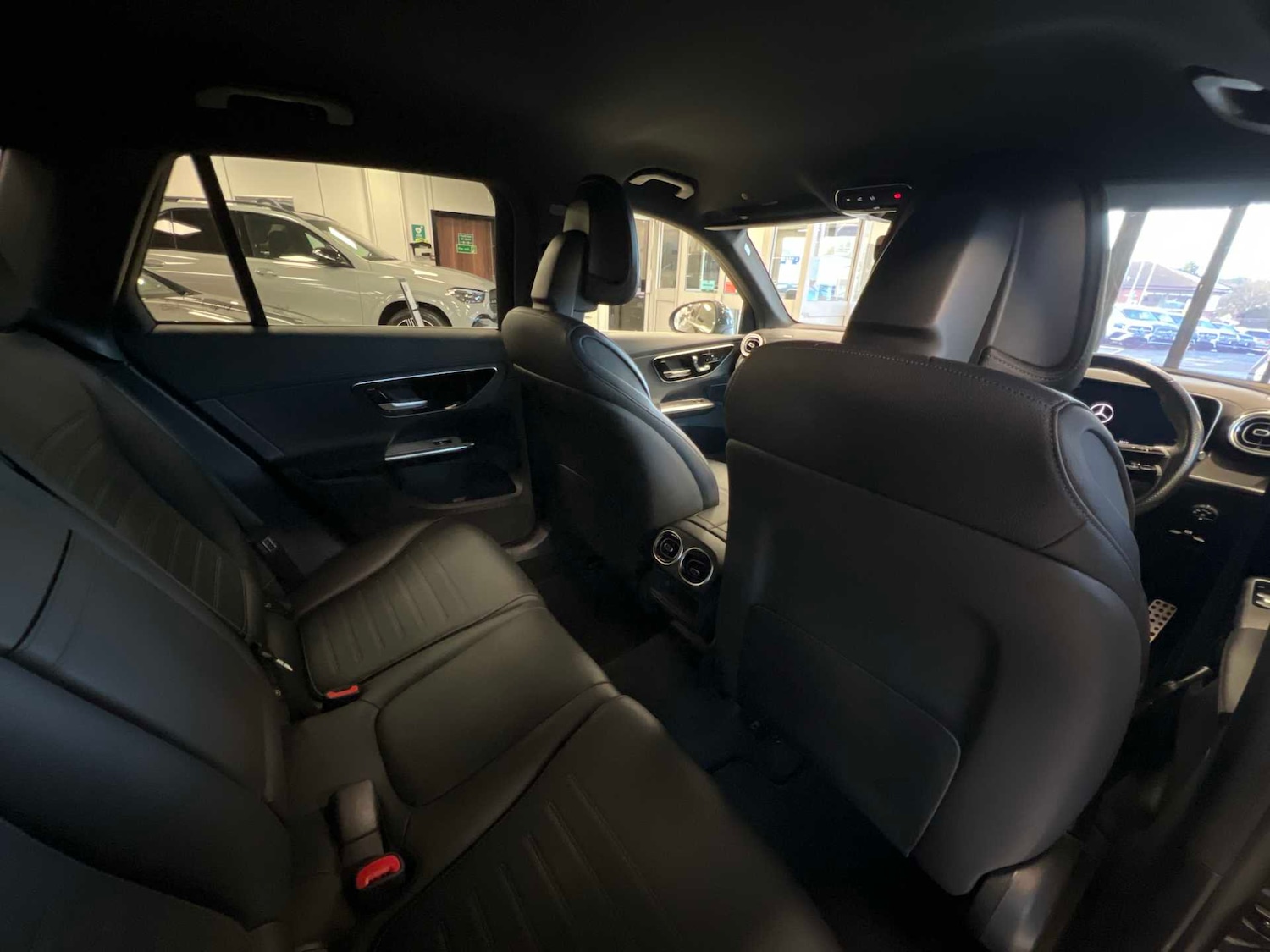 Used Mercedes-Benz GLC 2024 for sale - 76967729: Photo 34