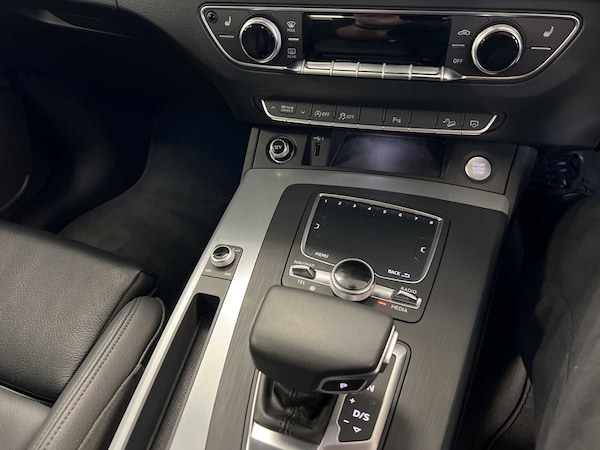 Used Audi Q5 2019 for sale - 76205155: Photo 29