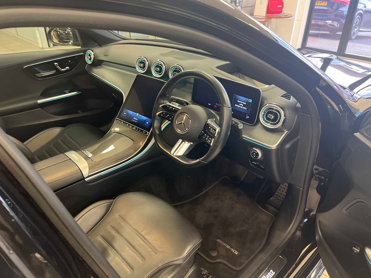 Used Mercedes-Benz C Class 2023 for sale - 77232911: Photo 12