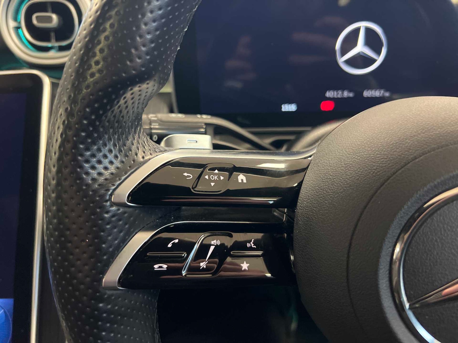 Used Mercedes-Benz C Class 2023 for sale - 77232911: Photo 17