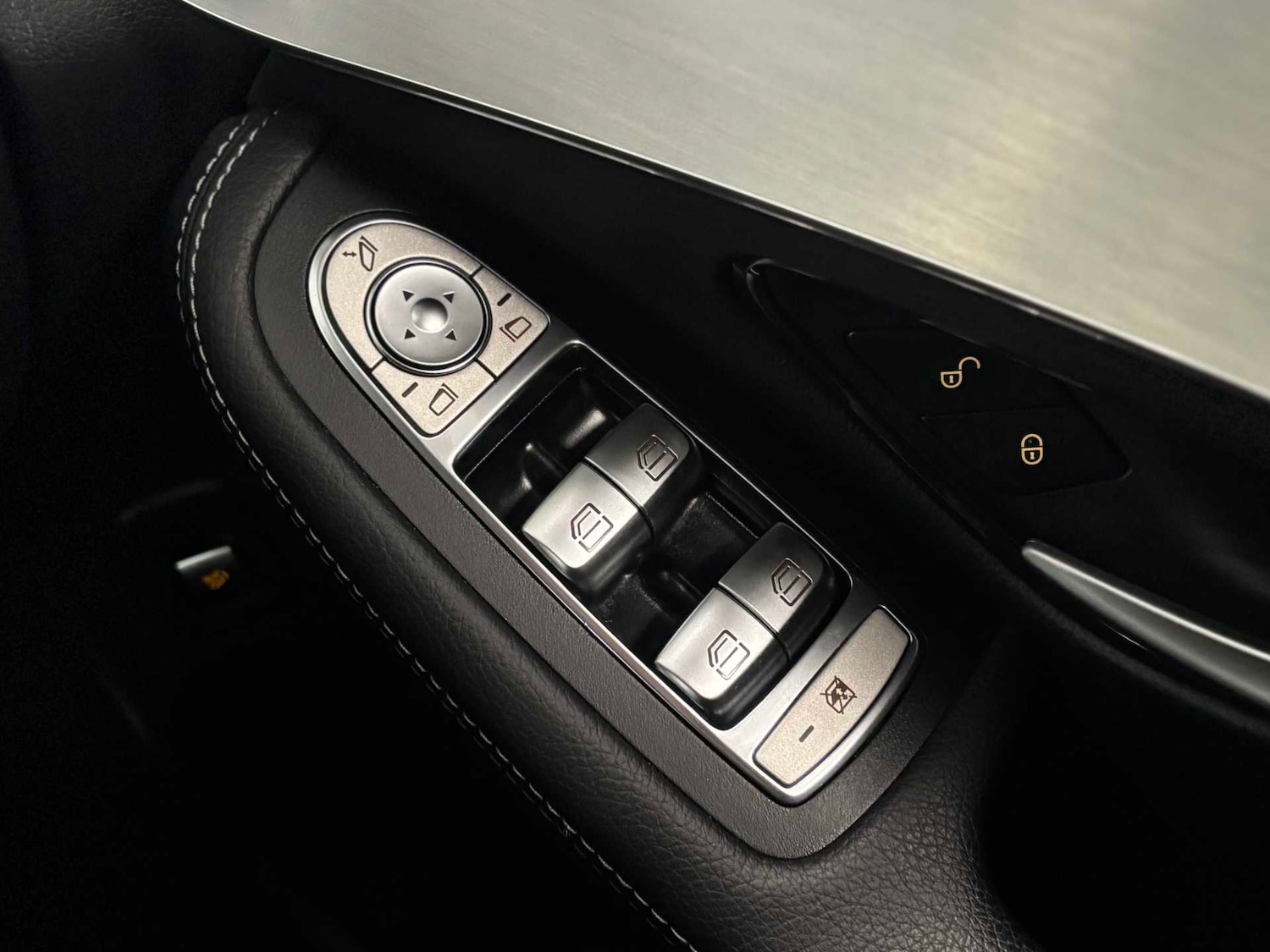 Used Mercedes-Benz GLC 2022 for sale - 77321750: Photo 26