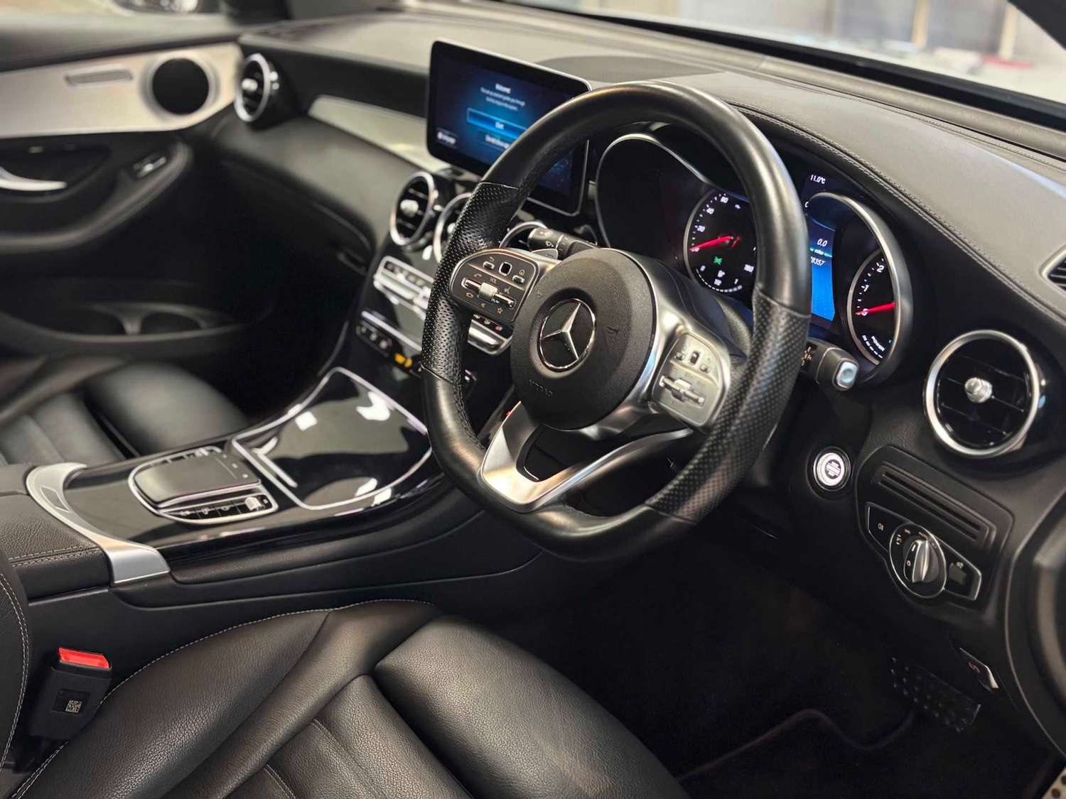 Used Mercedes-Benz GLC 2022 for sale - 77321750: Photo 9