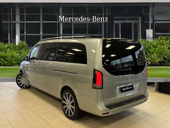 Used Mercedes-Benz V-Class 2024 for sale - 76624480: Photo