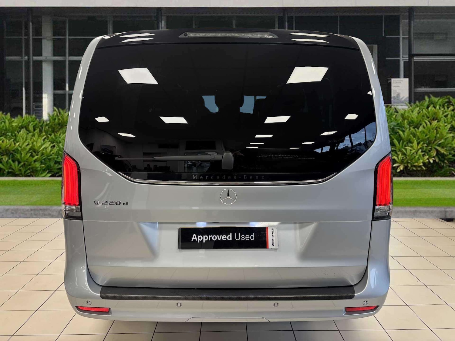 Used Mercedes-Benz V-Class 2024 for sale - 76624480: Photo 5