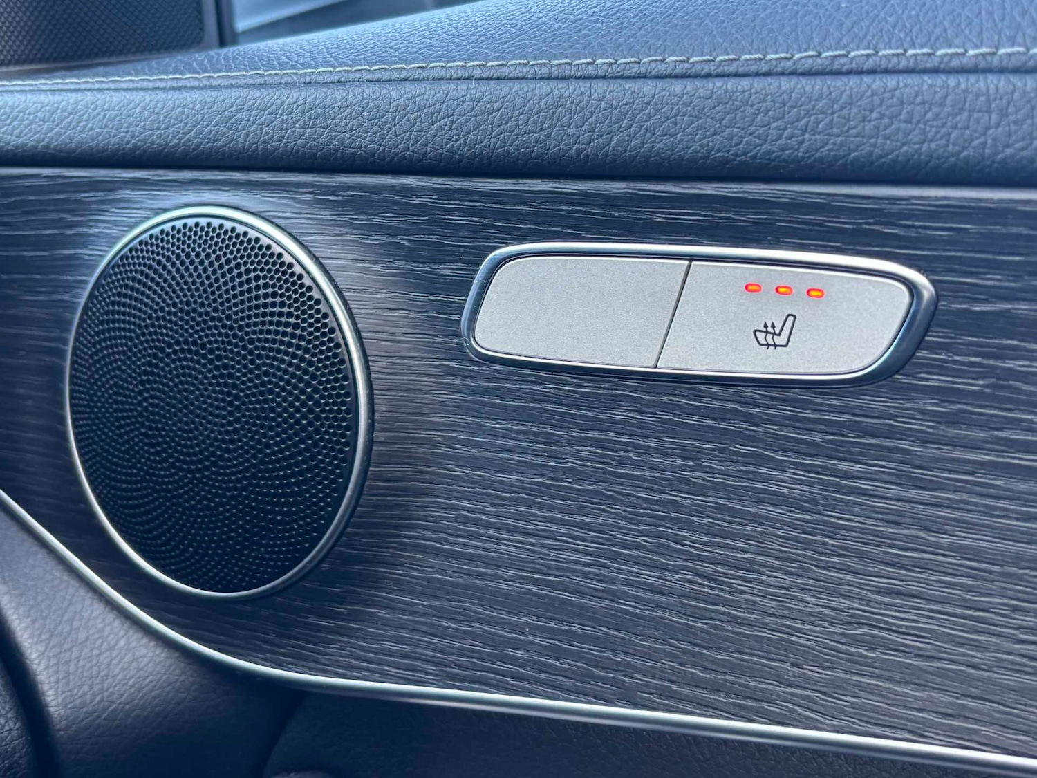 Used Mercedes-Benz GLC 2020 for sale - 77458680: Photo 12