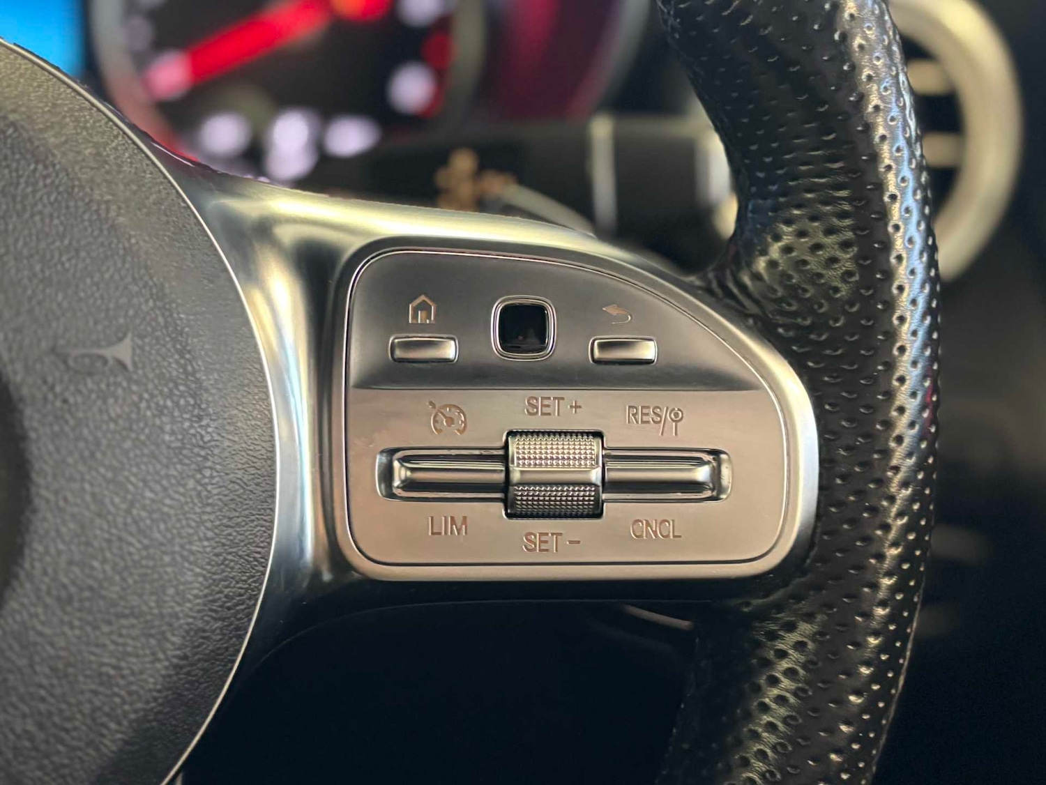 Used Mercedes-Benz GLC 2020 for sale - 77458680: Photo 24