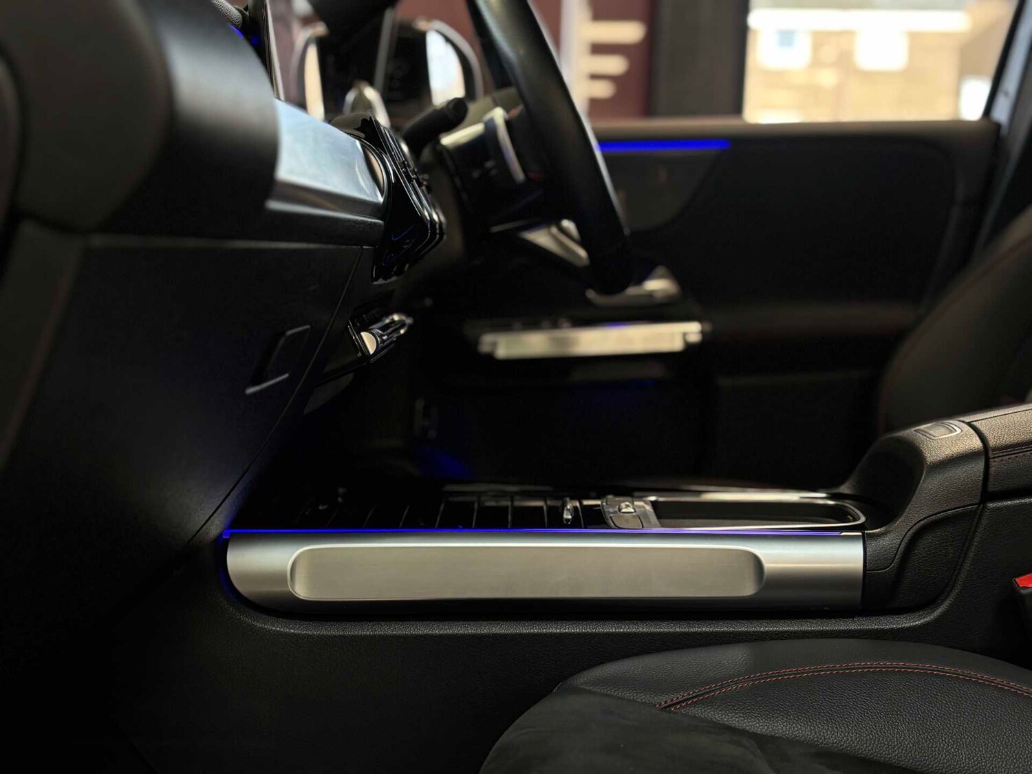 Used Mercedes-Benz GLB 2024 for sale - 77698836: Photo 28