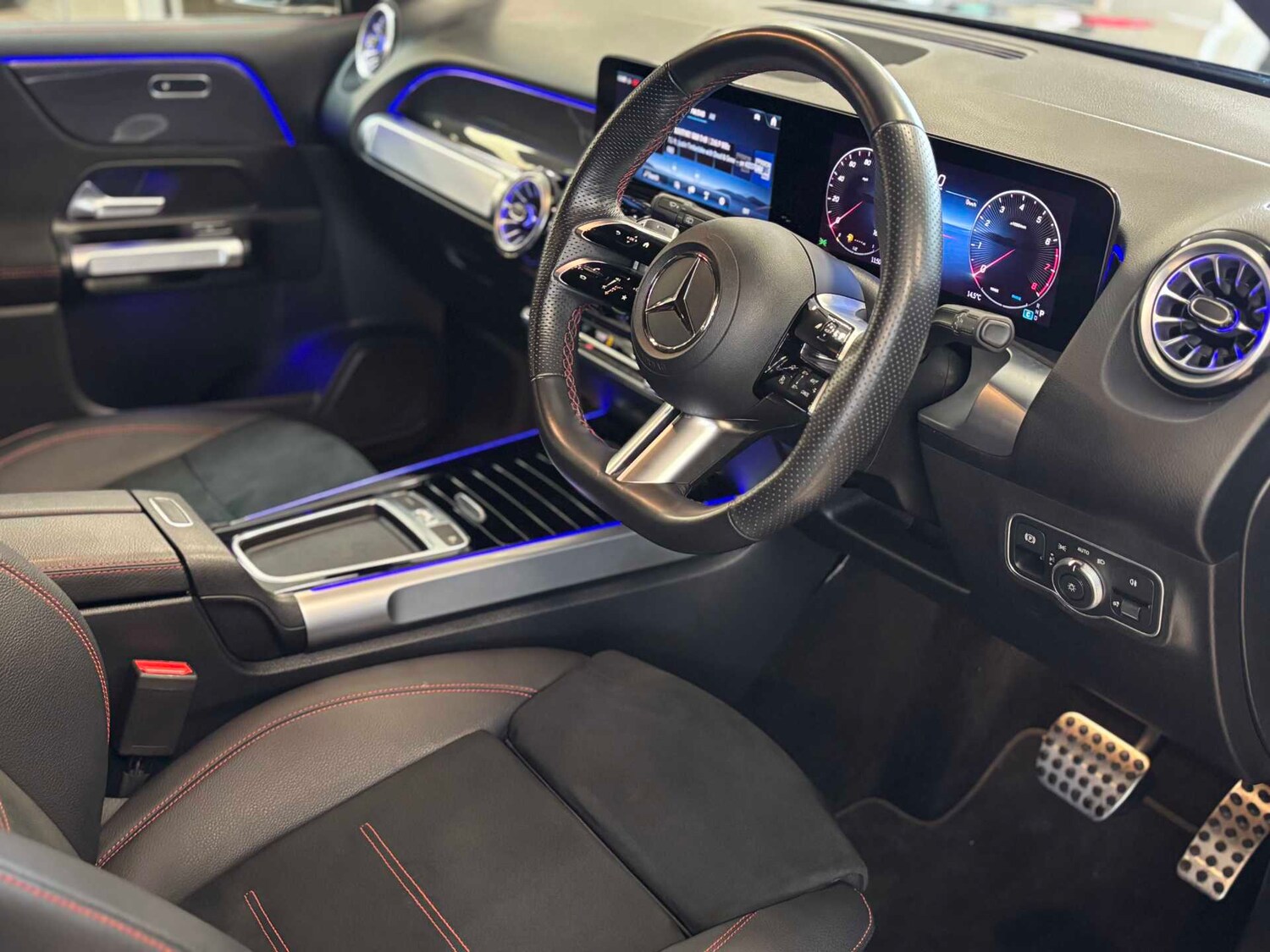 Used Mercedes-Benz GLB 2024 for sale - 77698836: Photo 9