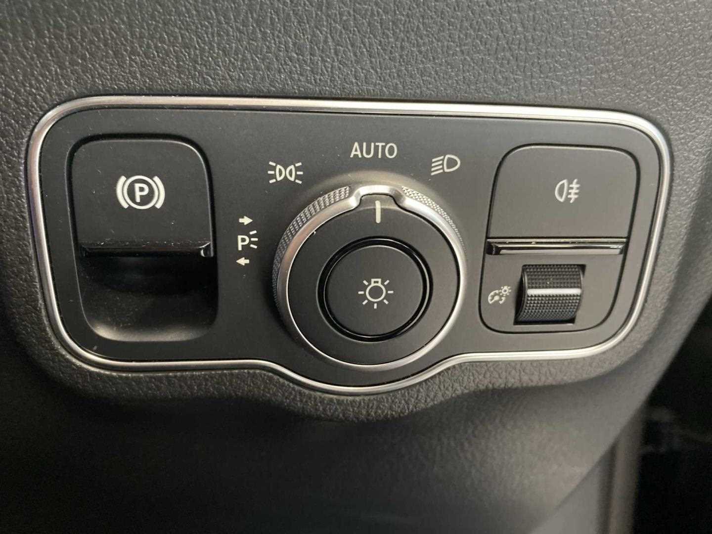 Vehicle 33