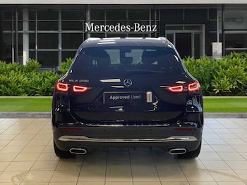 Used Mercedes-Benz GLA 2023 for sale - 75699573: Photo