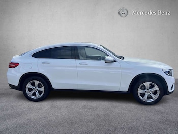 Used Mercedes-Benz GLC 2018 for sale - 78761066: Photo
