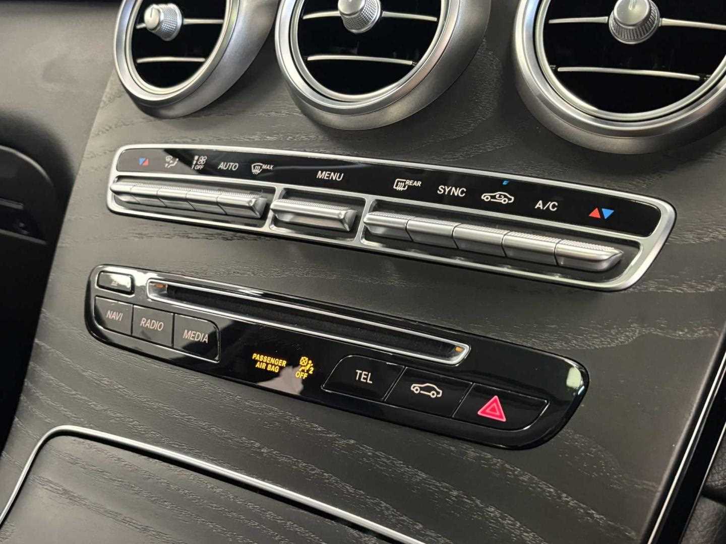 Used Mercedes-Benz GLC 2018 for sale - 76034891: Photo 17