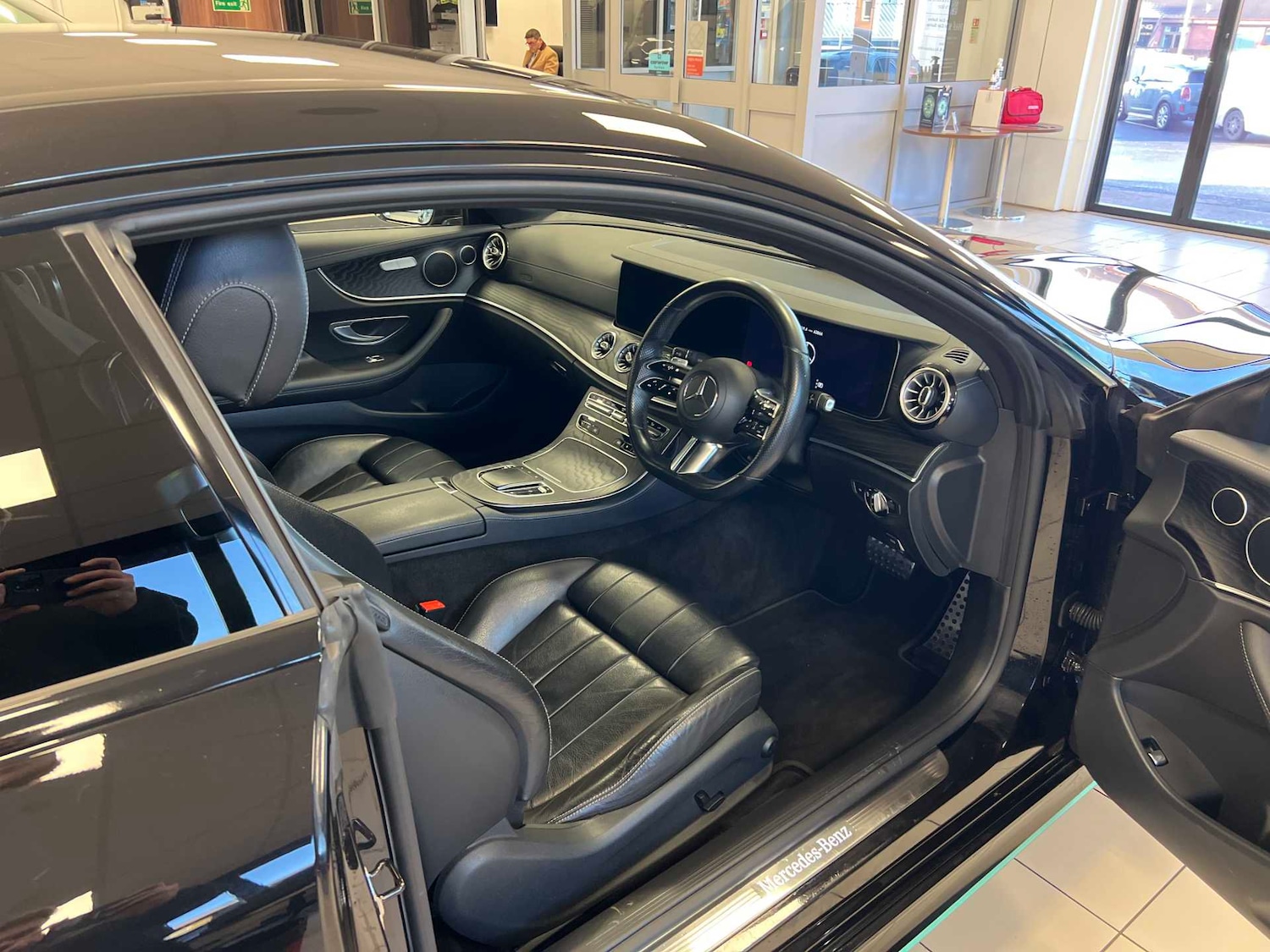 Used Mercedes-Benz E Class for sale - 76967963: Photo 13