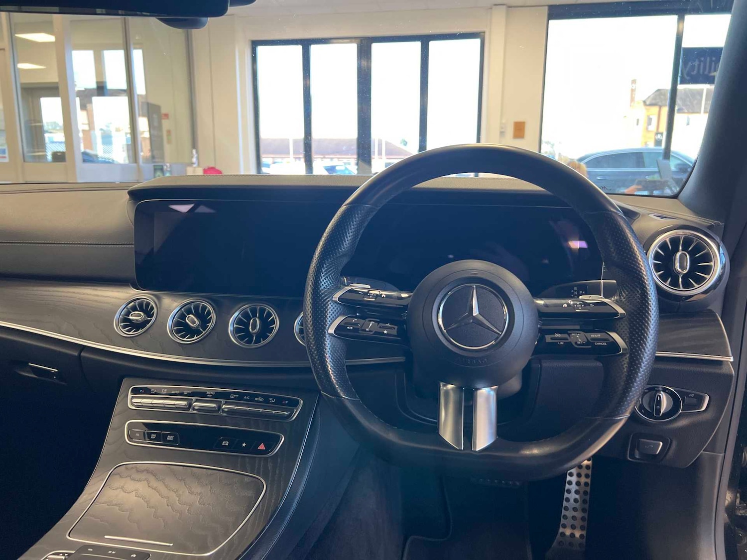 Used Mercedes-Benz E Class for sale - 76967963: Photo 15