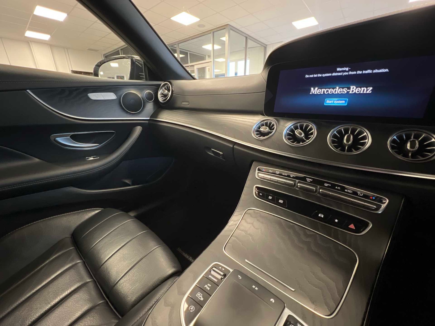 Used Mercedes-Benz E Class for sale - 76967963: Photo 23