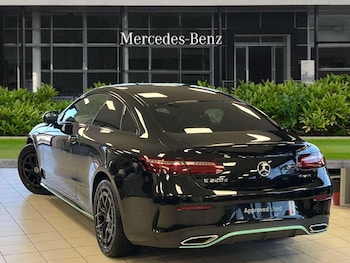 Used Mercedes-Benz E Class 2021 for sale - 76967963: Photo