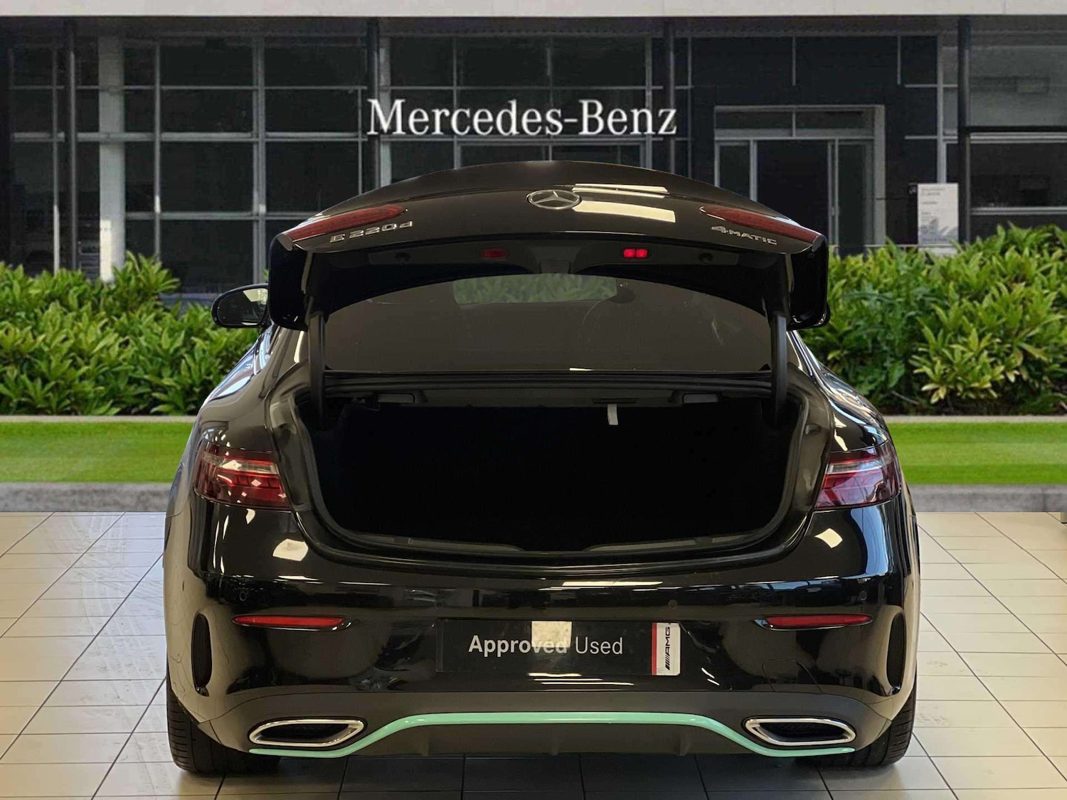 Used Mercedes-Benz E Class for sale - 76967963: Photo 5