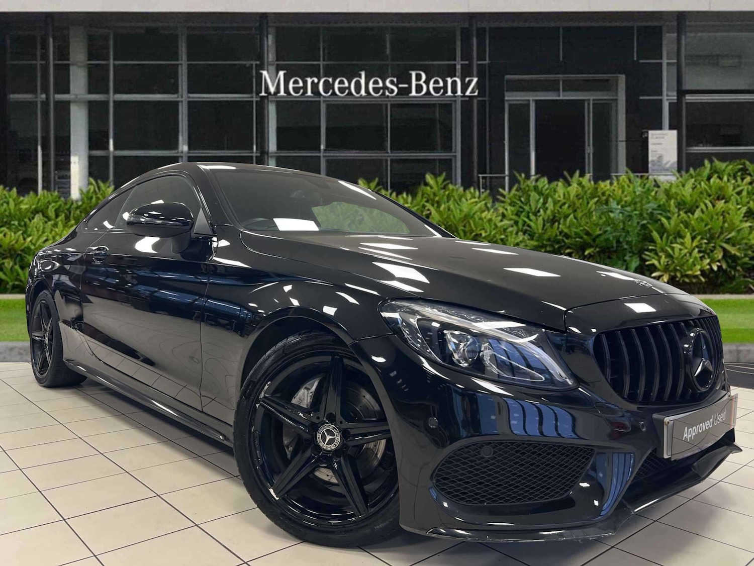 Used Mercedes-Benz C Class 2018 for sale - 76553266: Photo 1