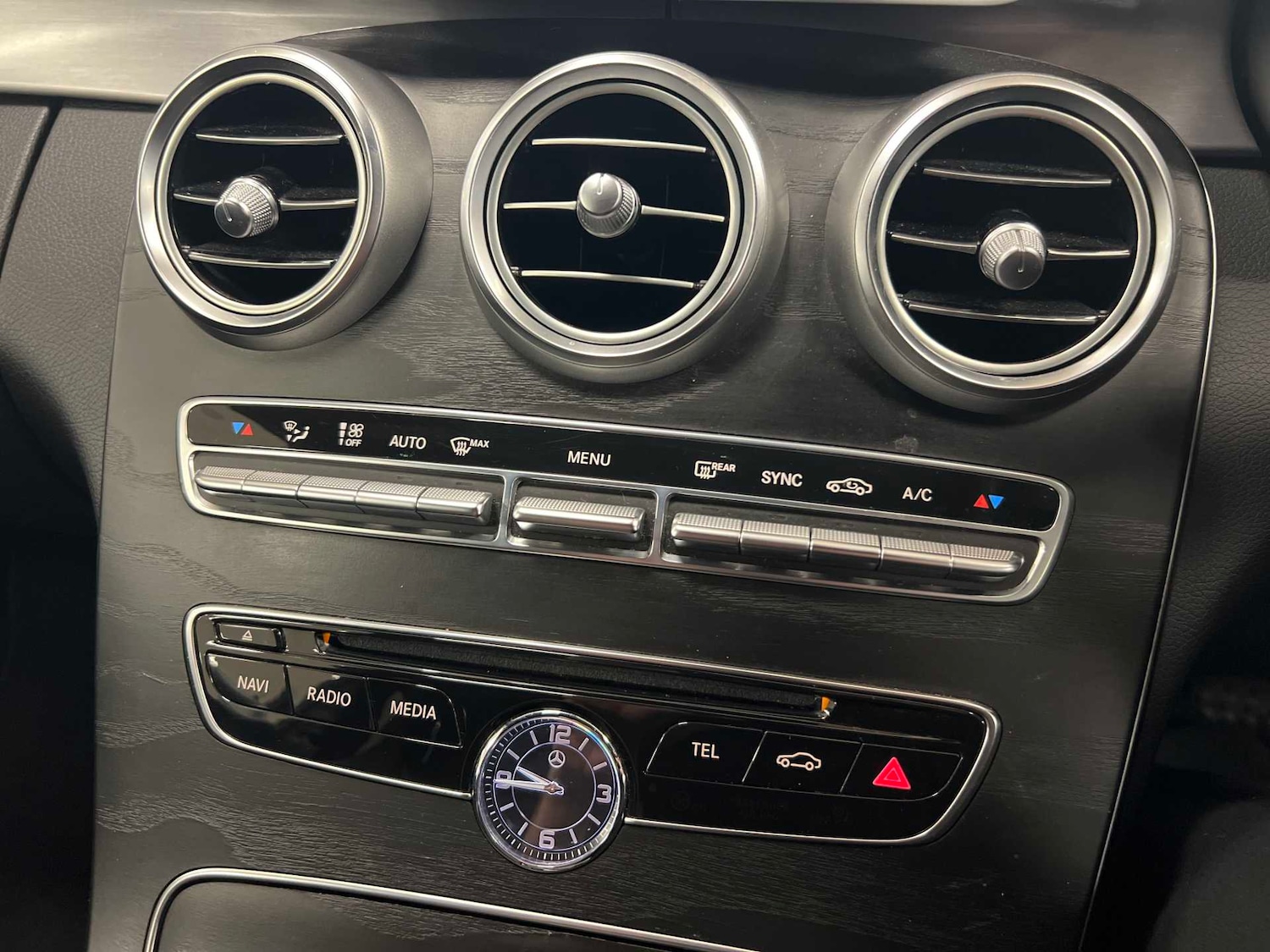 Used Mercedes-Benz C Class 2018 for sale - 76553266: Photo 16