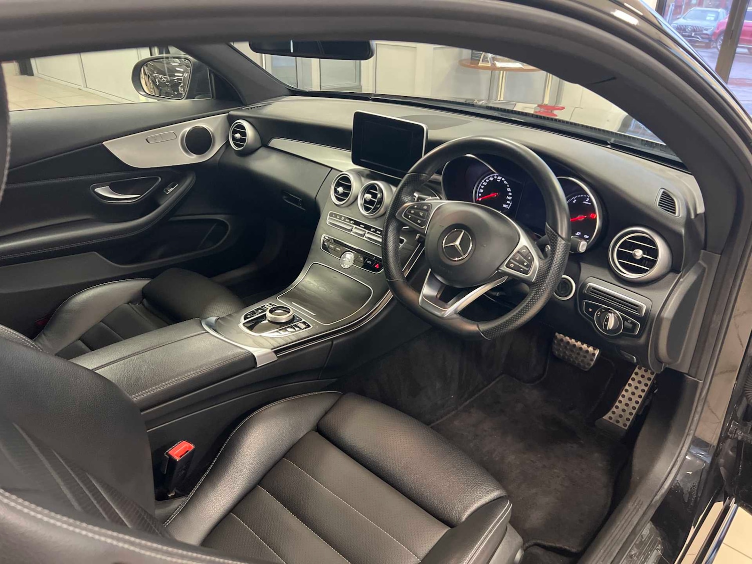 Used Mercedes-Benz C Class 2018 for sale - 76553266: Photo 7