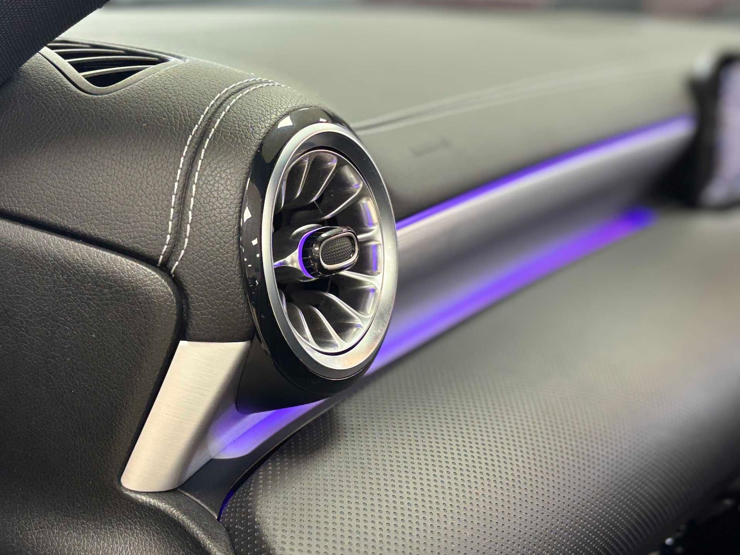 Used Mercedes-Benz A-Class 2022 for sale - 77886064: Photo 26