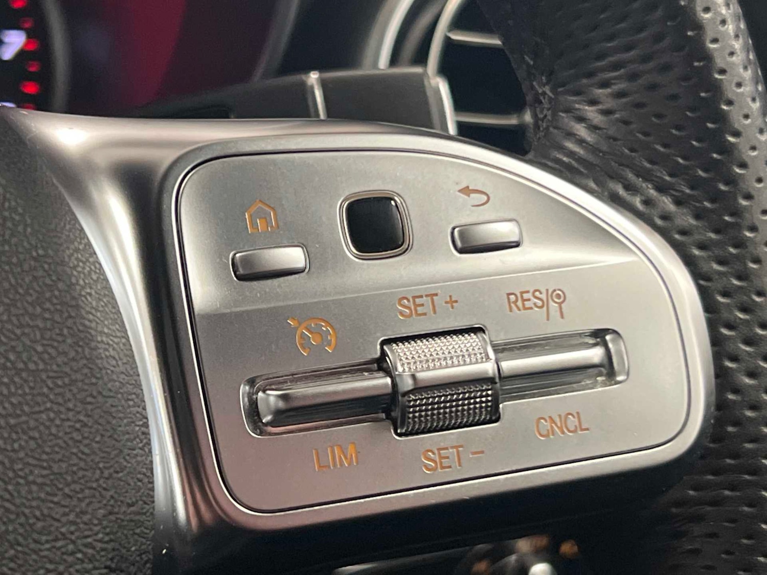 Used Mercedes-Benz GLC for sale - 77257383: Photo 23