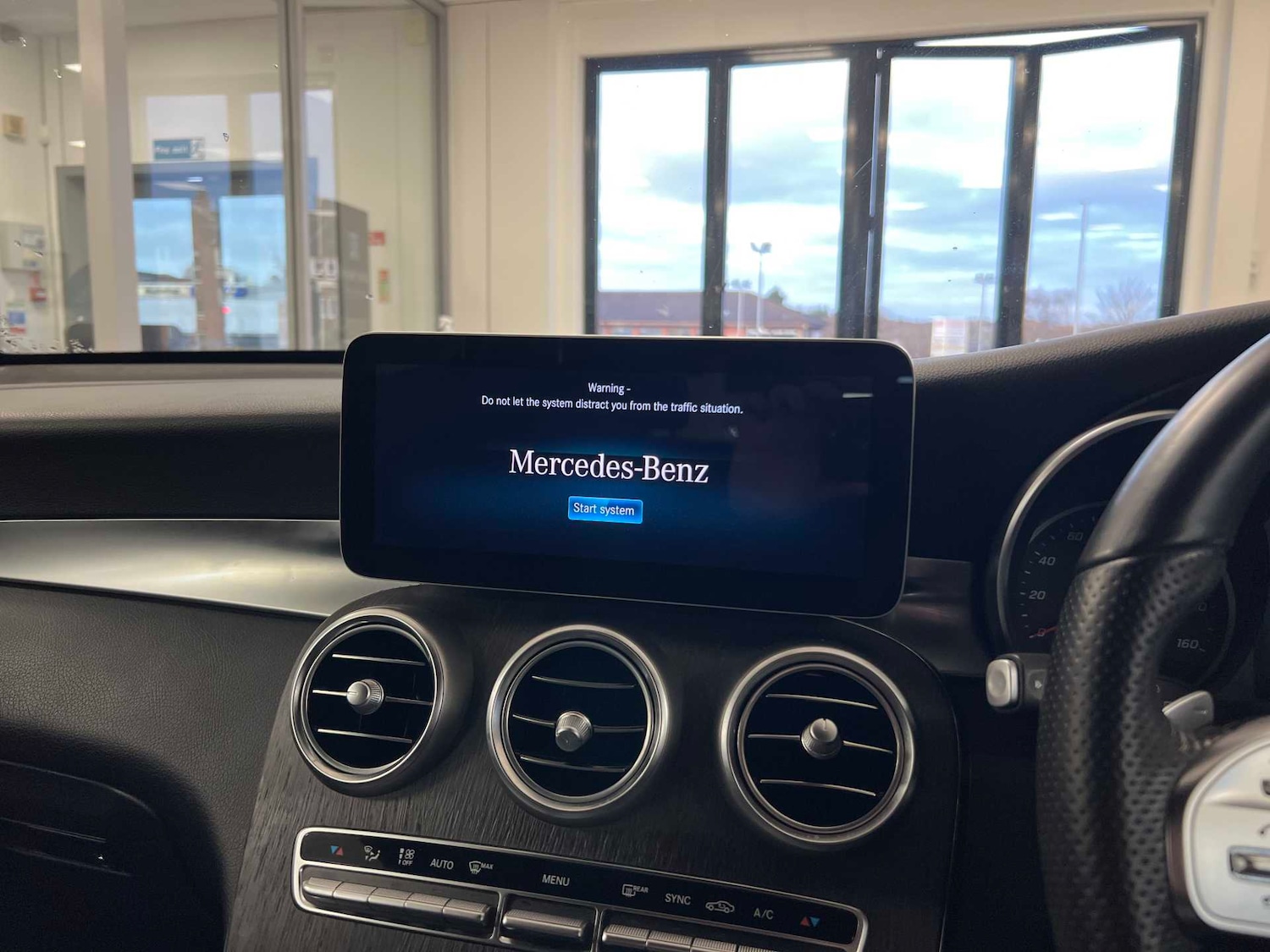 Used Mercedes-Benz GLC for sale - 77257383: Photo 28