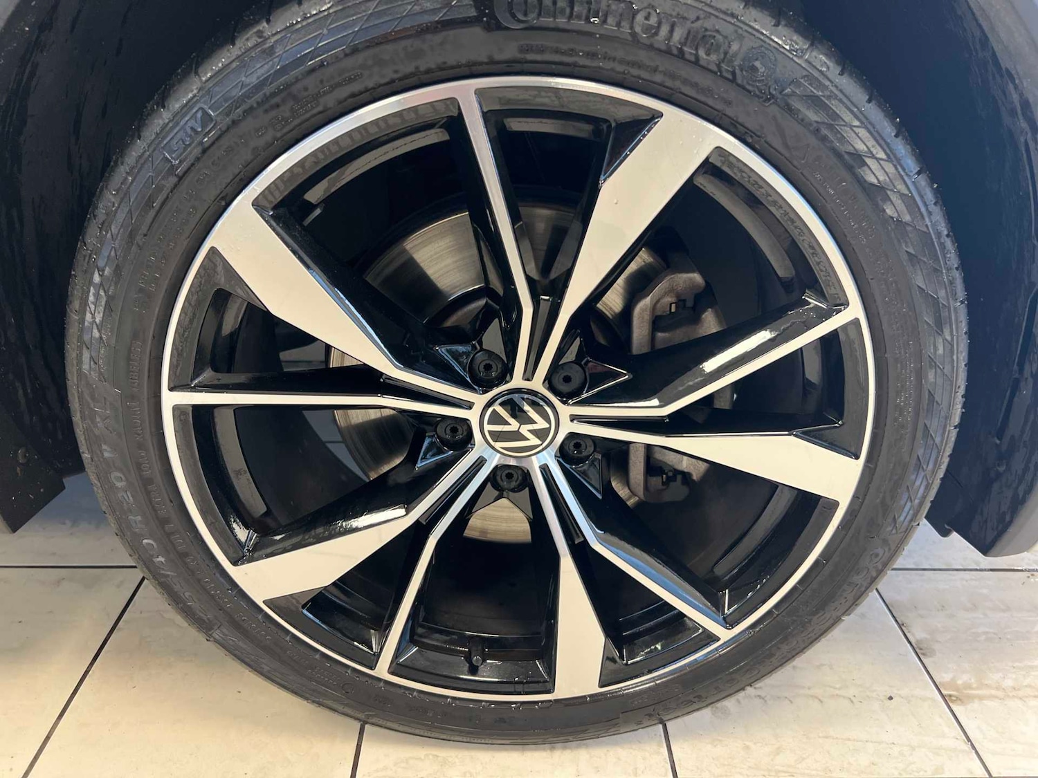 Used Volkswagen Tiguan 2023 for sale - 76501873: Photo 10