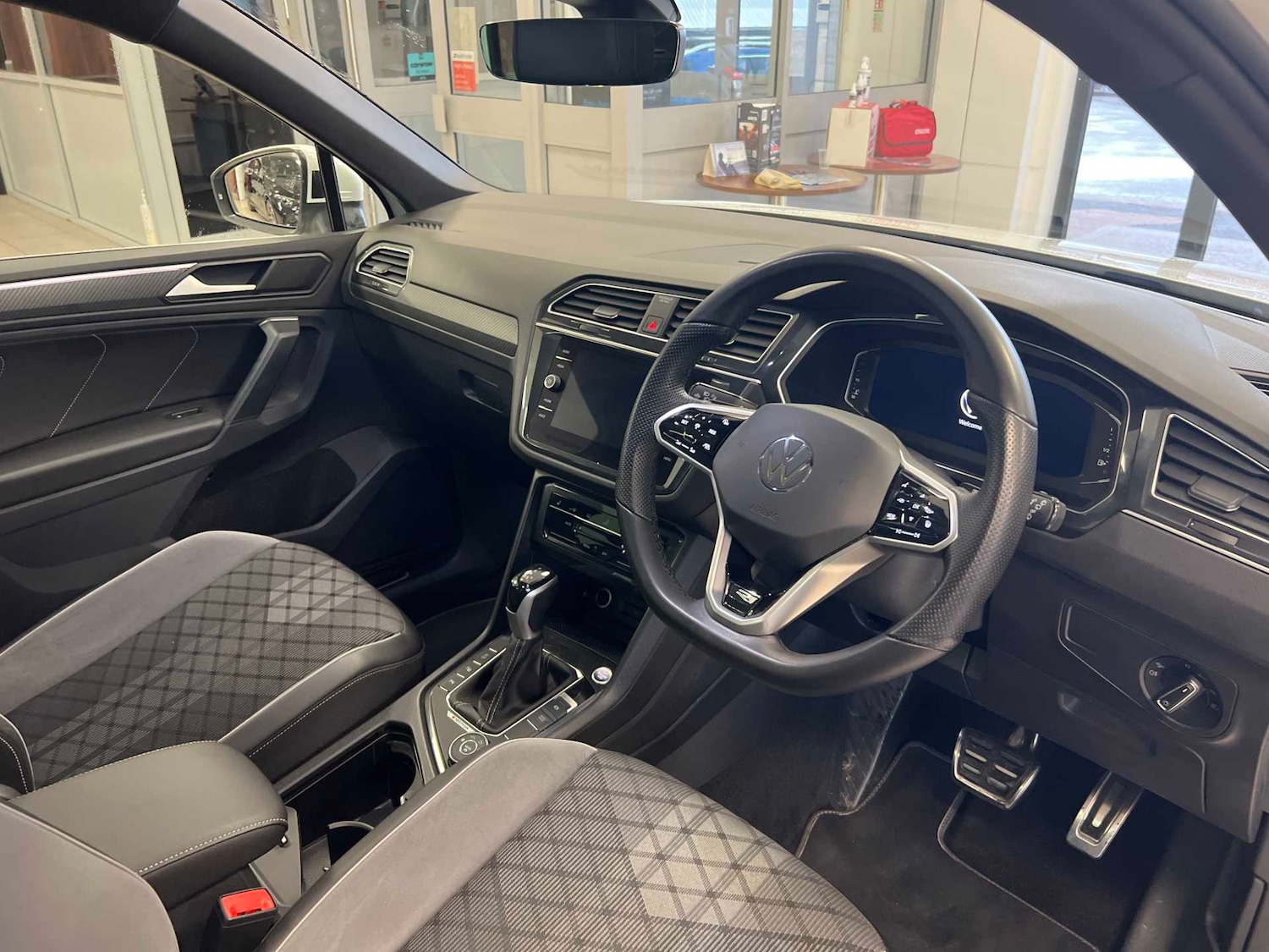 Used Volkswagen Tiguan 2023 for sale - 76501873: Photo 14