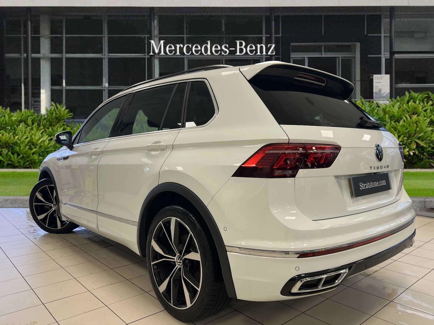 Used Volkswagen Tiguan 2023 for sale - 76501873: Photo 2