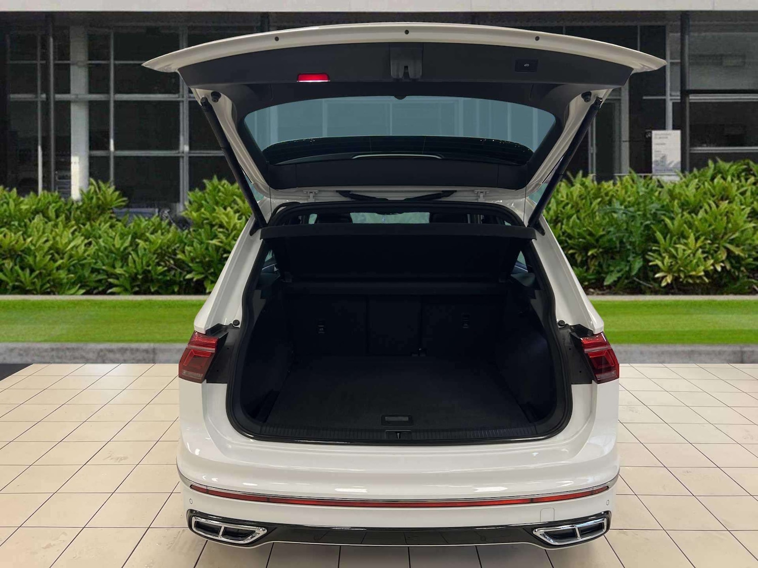 Used Volkswagen Tiguan 2023 for sale - 76501873: Photo 6